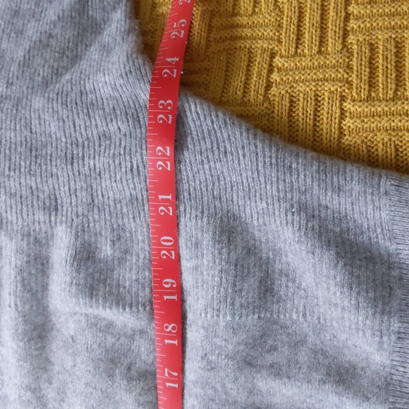 Grey Cashmere & silk dolman sweater - Picture 9 of 13